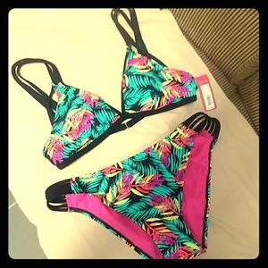 Strappy tropical bikini set